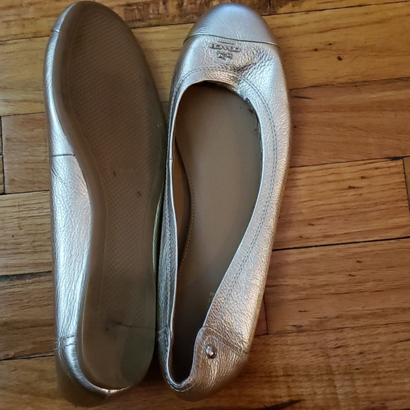 Gold coach ballet flats - Picture 3 of 7